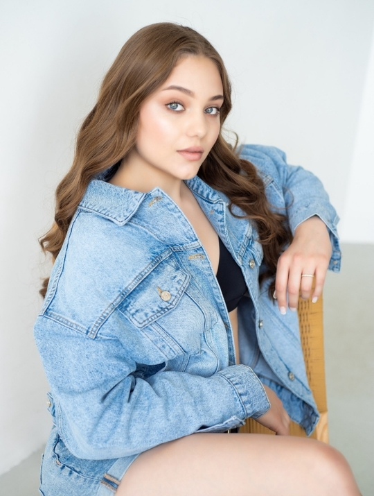 Ivanna Diachok_50
