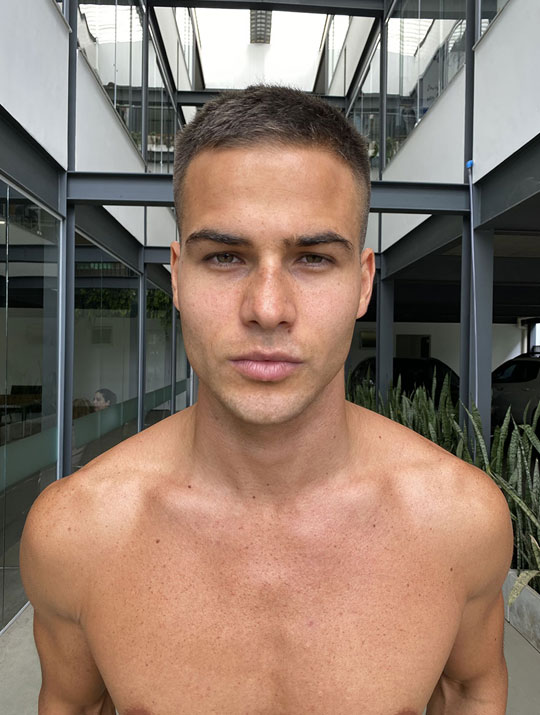 Caio Bonacina Polaroid