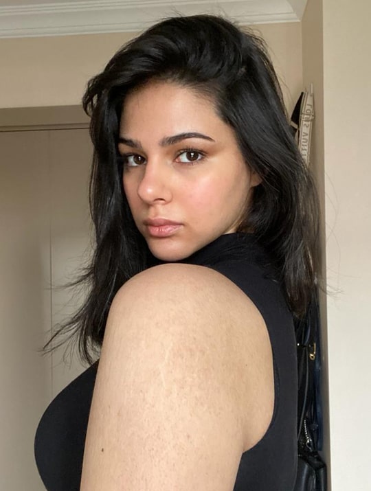 Donya Polaroid