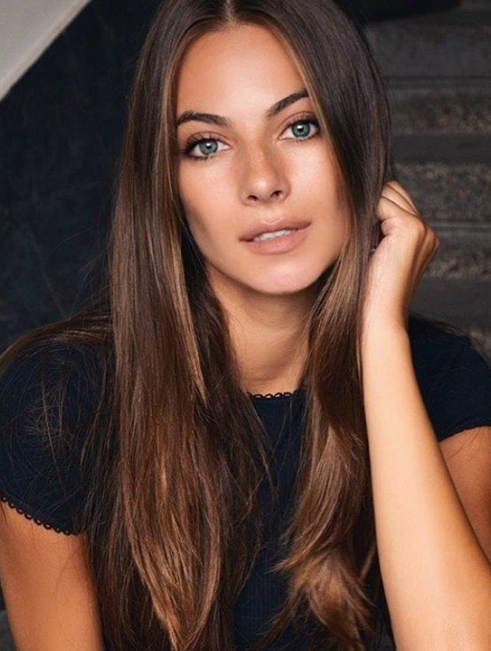 Neda V.