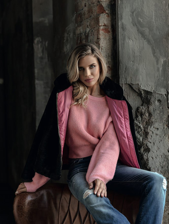Tina Lovo_63