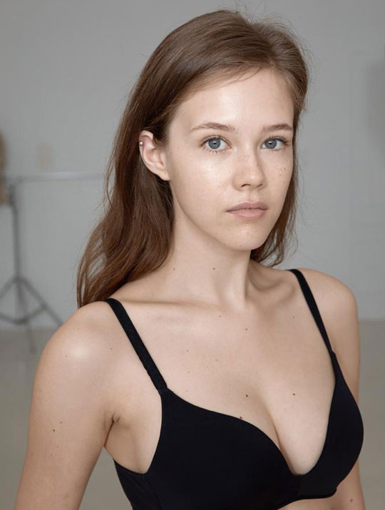 Yana Polaroid