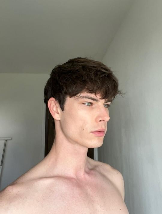 Alex Zanoza Polaroid