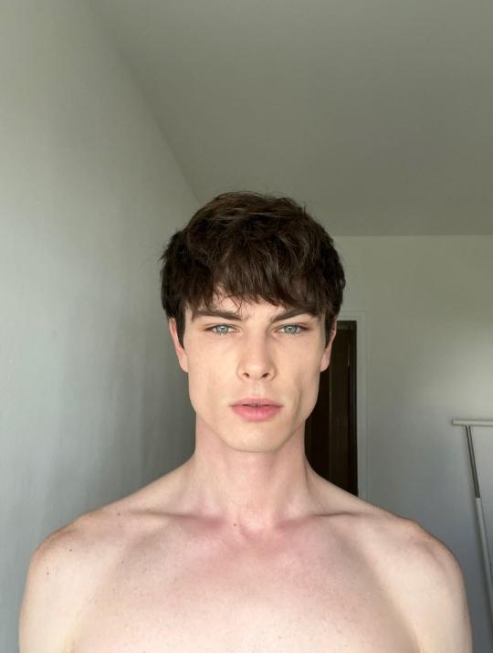 Alex Zanoza Polaroid
