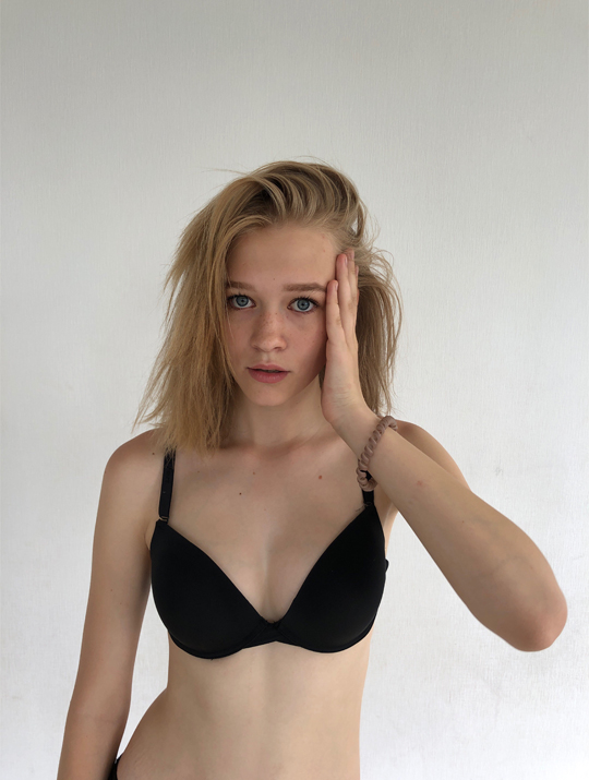 Eve Bala Polaroid