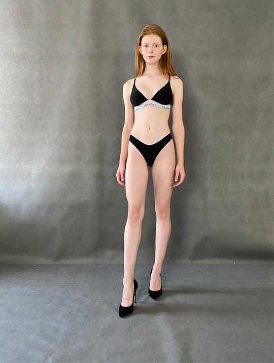 Victoria Kutsel Polaroid